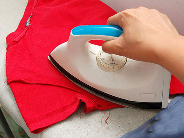 Hướng dẫn giặt và bảo quản áo phông đồng phục bền màu, giữ dáng-3