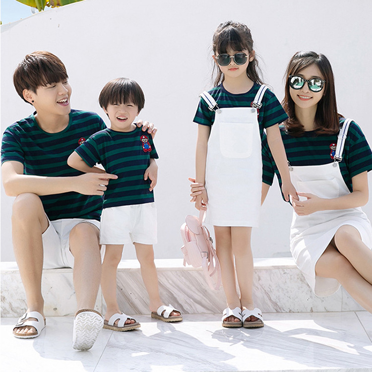Áo phông đồng phục gia đình phong cách Hàn Quốc
