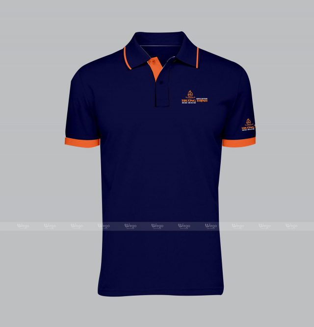 Sự kết hợp độc đáo giữa màu cam và xanh dương đậm cùng điểm nhấn logo ở phần tay áo