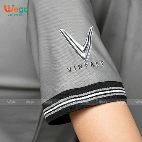 Áo phông đồng phục logo Vinfast chi tiết tay
