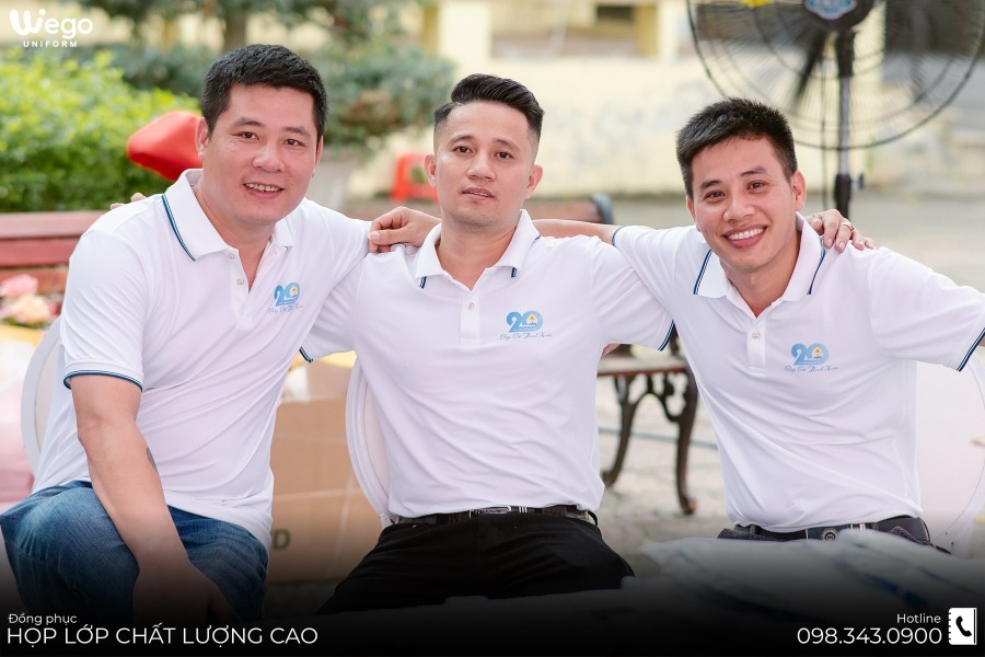 dong phuc hop lop