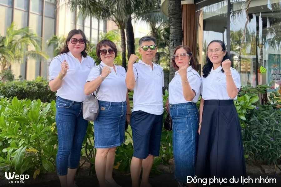 dong phuc du lich