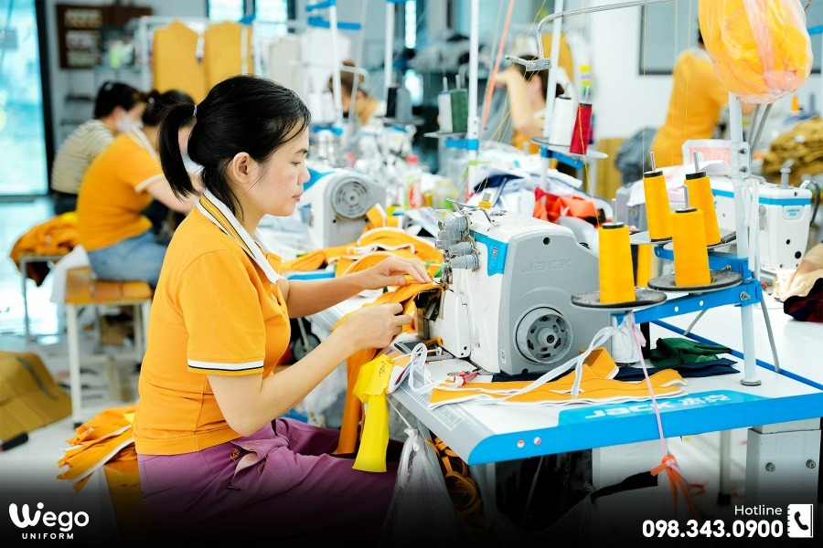 dong phuc so mi