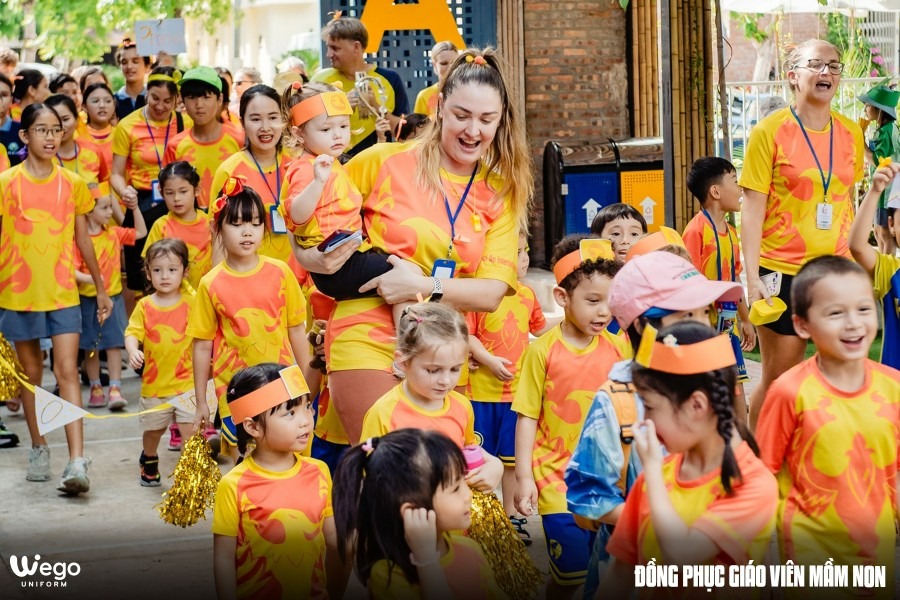 dong phuc giao vien mam non