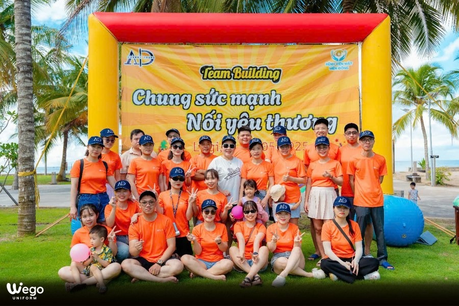 dong phuc du lich