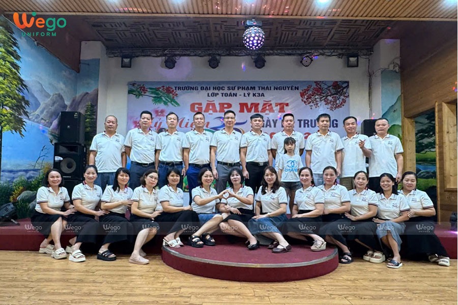 dong phuc hop lop