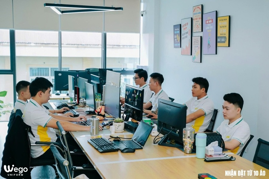 dong phuc doanh nghiep