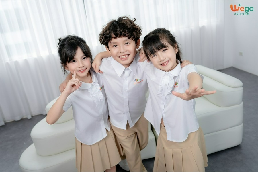 dong phuc hoc sinh
