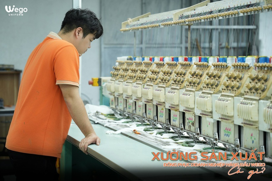 dong phuc doanh nghiep
