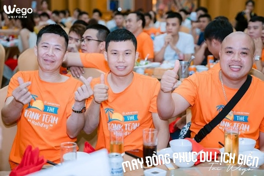 may dong phuc du lich