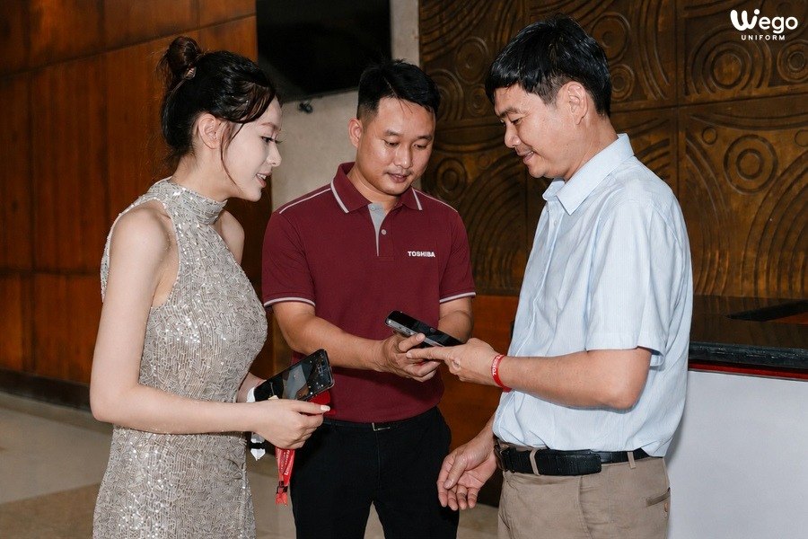 dong phuc Toshiba