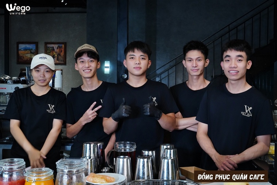 dong phuc quan cafe